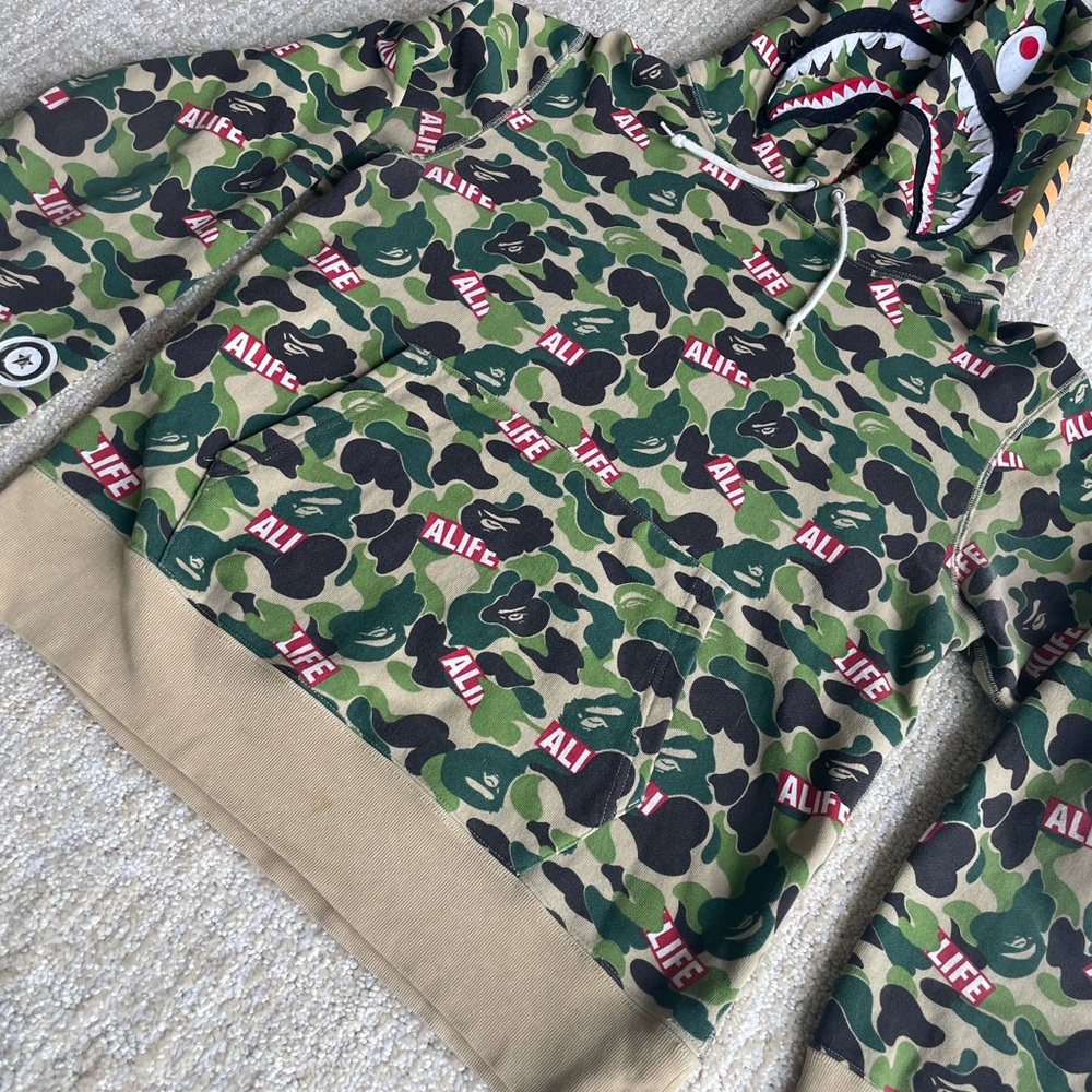 MINT Bape X Alife ABC Camo Pullover Shark Hoodie Size Medium A Bathing Ape Rare - Picture 4 of 15